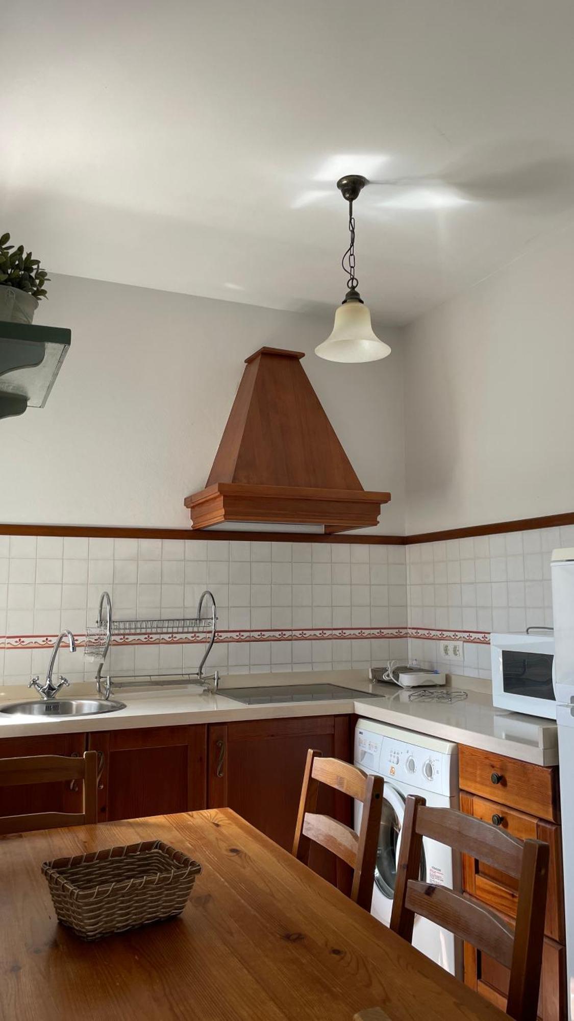 Apartamentos El Picoretu Mestas De Con Eksteriør bilde